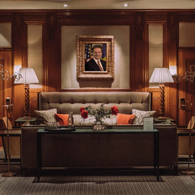 Arad County - Luxury Hotel Chain.